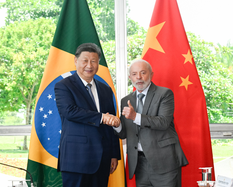 1122习近平同巴西总统卢拉举行会谈.jpg