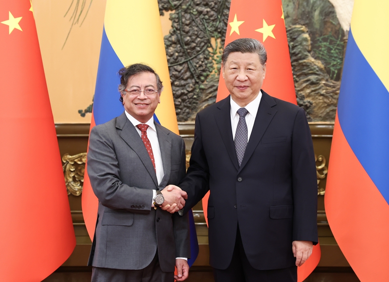 习近平会见哥伦比亚总统佩特罗.jpg 习近平会见哥伦比亚总统佩特罗.jpg