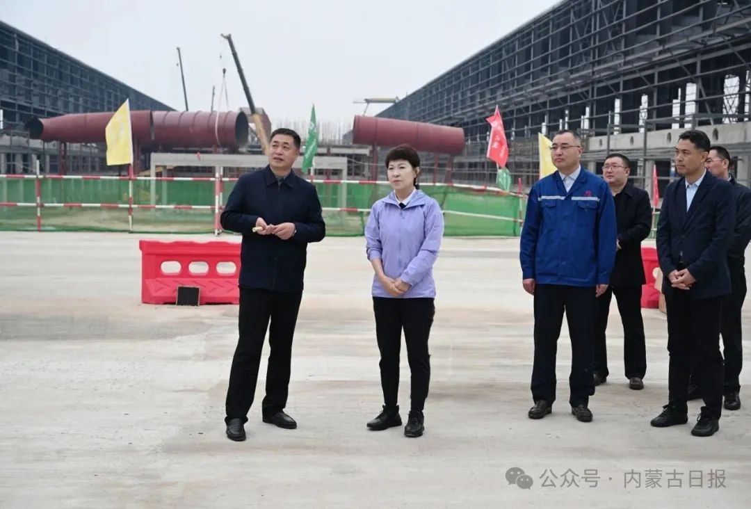 王莉霞在赤峰市指导学习教育并调研2.jpg