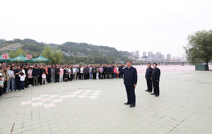 习近平在甘肃考察时强调 深化改革勇于创新苦干实干富民兴陇 奋力谱写中国式现代化甘肃篇章 途中在陕西宝鸡考察.jpg