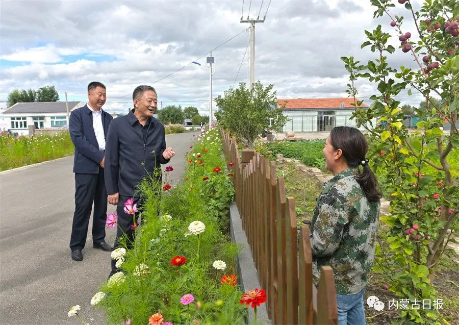 孙绍骋深入兴安盟调研指导第二批主题教育33.jpg