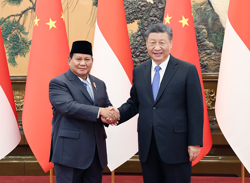 0402习近平同印度尼西亚当选总统普拉博沃会谈.jpg