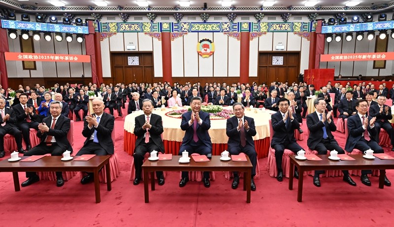 0102全国政协举行新年茶话会 习近平发表重要讲话3.jpg