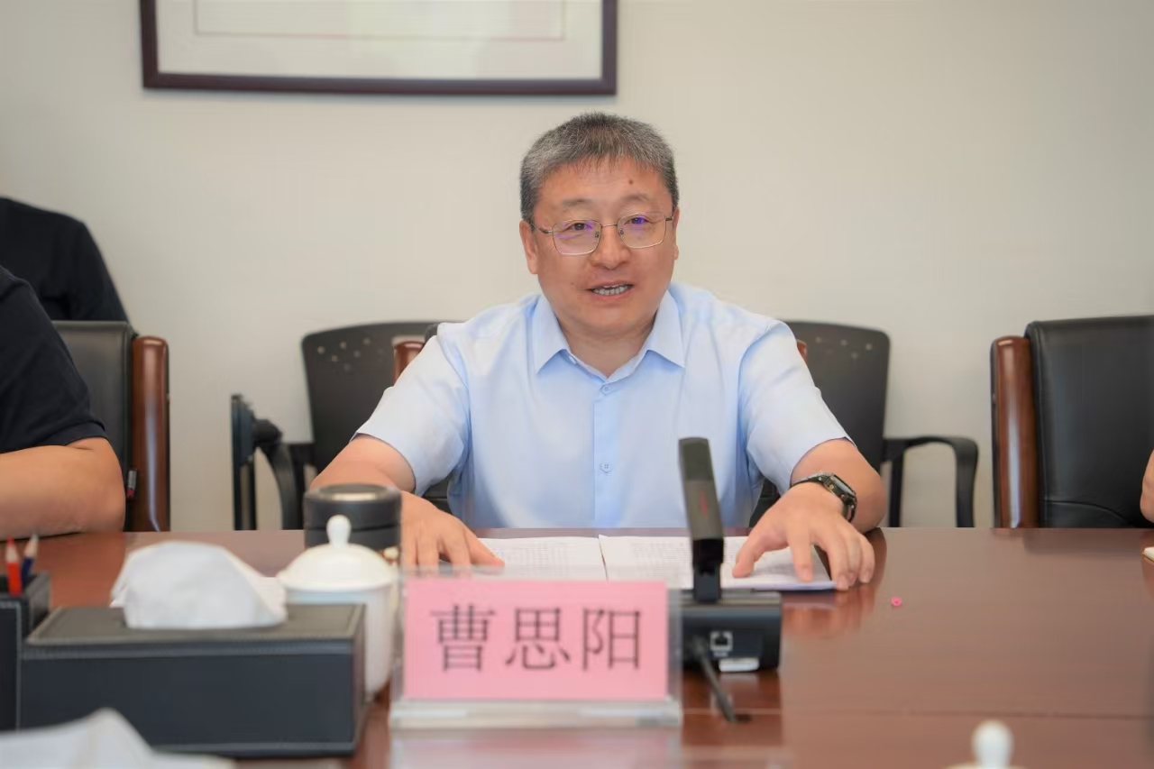 自治区统计局举办退休干部荣退仪式2.jpg