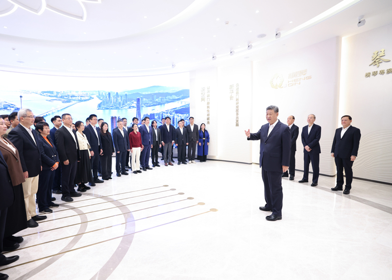 习近平考察横琴粤澳深度合作区2.jpg