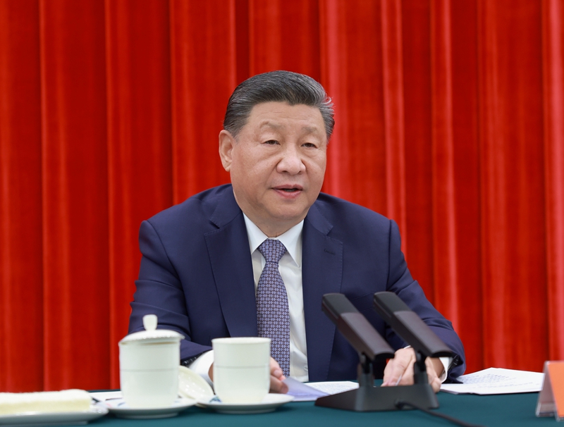 中共中央举行纪念乔石同志诞辰100周年座谈会 习近平发表重要讲话2.jpg