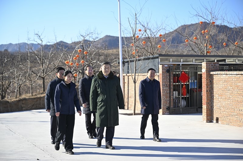 习近平春节前夕赴辽宁看望慰问基层干部群众 向全国各族人民致以美好的新春祝福 祝各族人民幸福安康 祝伟大祖国繁荣昌盛1.jpg
