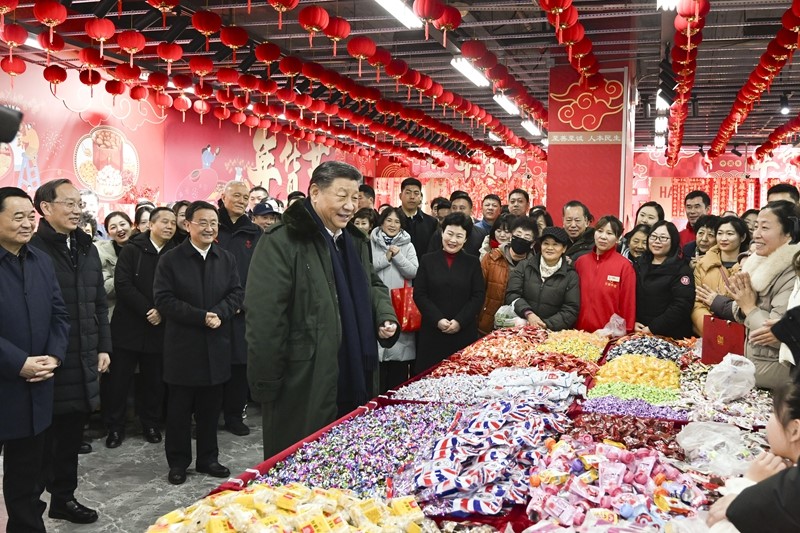 习近平春节前夕赴辽宁看望慰问基层干部群众 向全国各族人民致以美好的新春祝福 祝各族人民幸福安康 祝伟大祖国繁荣昌盛5.jpg
