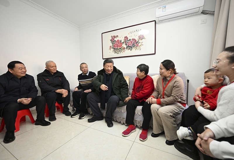 习近平春节前夕赴辽宁看望慰问基层干部群众 向全国各族人民致以美好的新春祝福 祝各族人民幸福安康 祝伟大祖国繁荣昌盛7.jpg